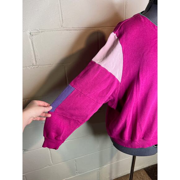 sweatshirt color blocked hot pink purple green 3 snaps - Picture 4 of 10